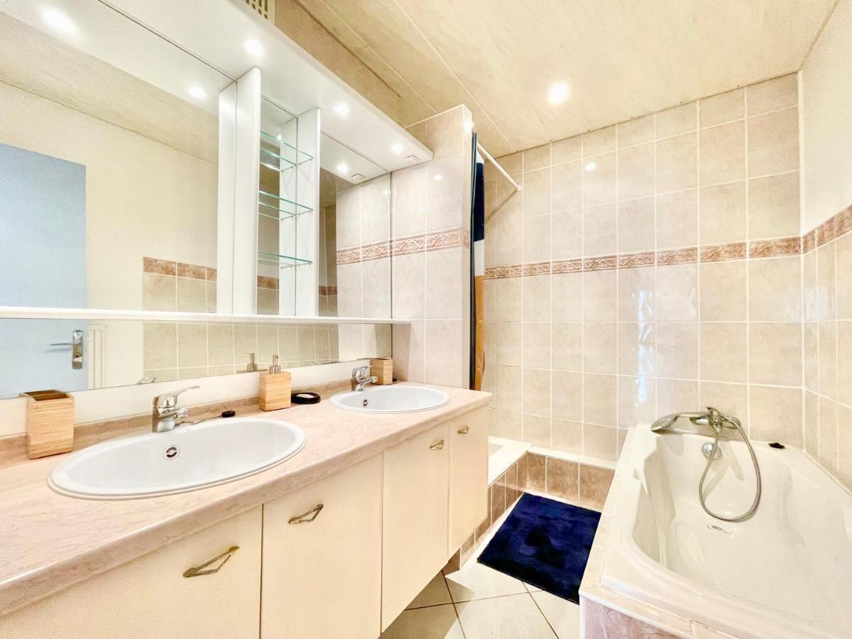 דירות Colmar - La Cigogne - Balcon - Vue Degagee - Netflix - Wifi Fibre - Parking Gratuit - Quartier Populaire מראה חיצוני תמונה