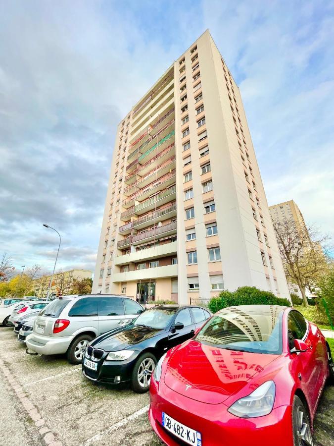 דירות Colmar - La Cigogne - Balcon - Vue Degagee - Netflix - Wifi Fibre - Parking Gratuit - Quartier Populaire מראה חיצוני תמונה